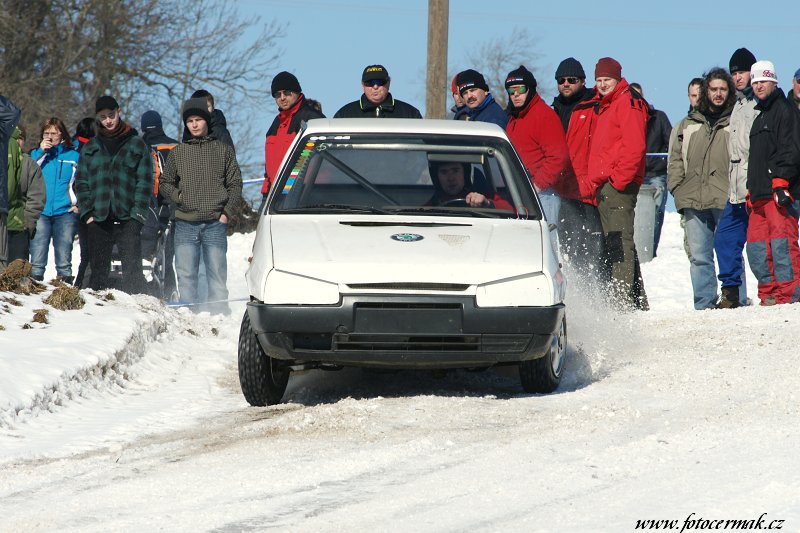 img00107.jpg