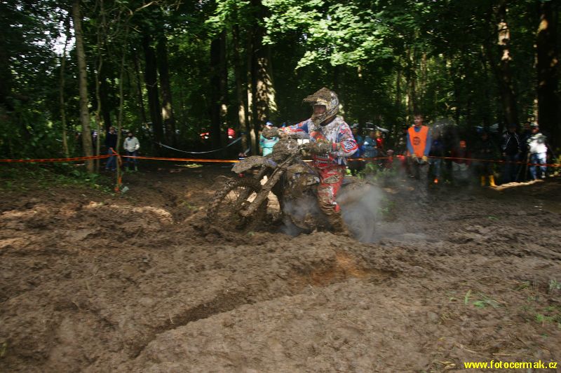 img00128.jpg