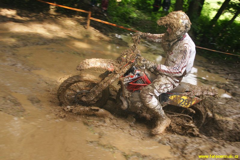 img00142.jpg