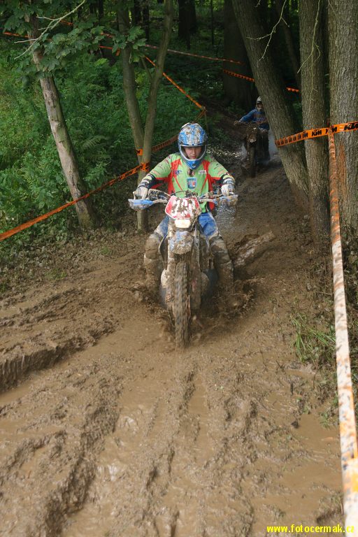 img00211.jpg