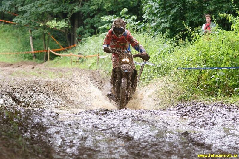 img00209.jpg