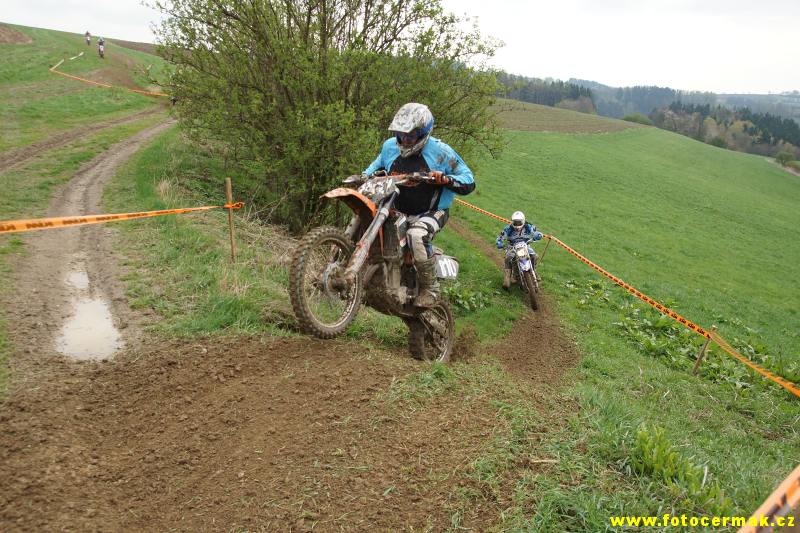 img00105.jpg