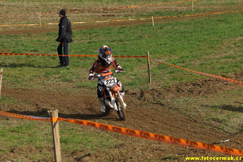 img00107.jpg