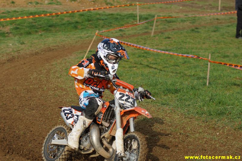 img00128.jpg