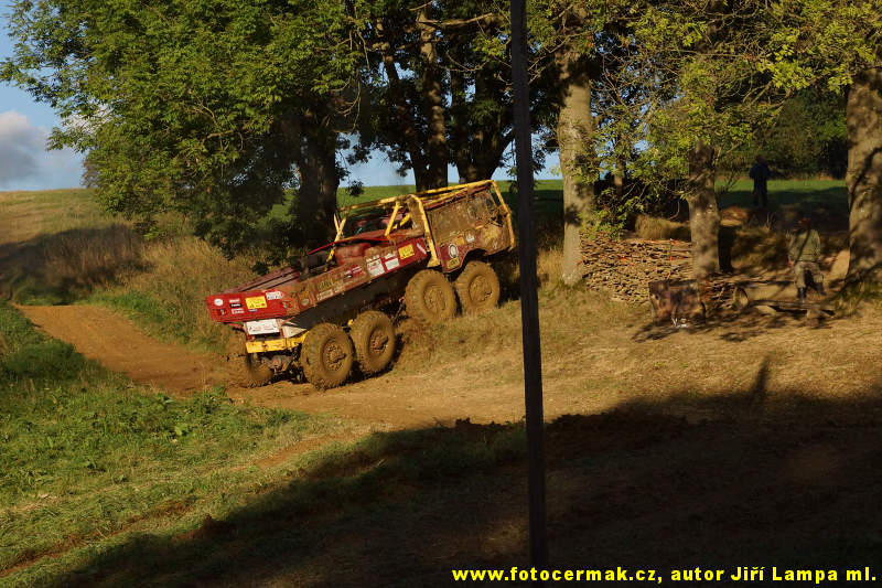 img00104.jpg