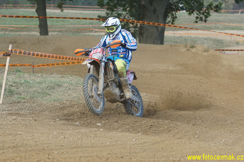 img00232.jpg