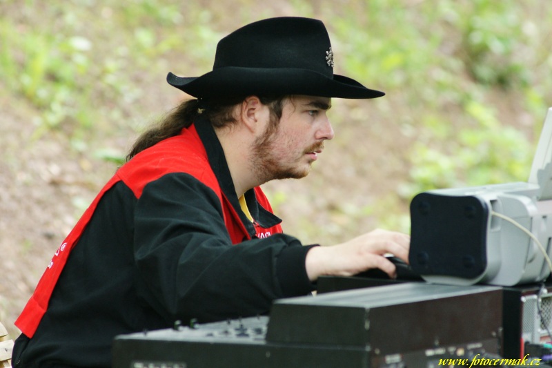 img00008.jpg