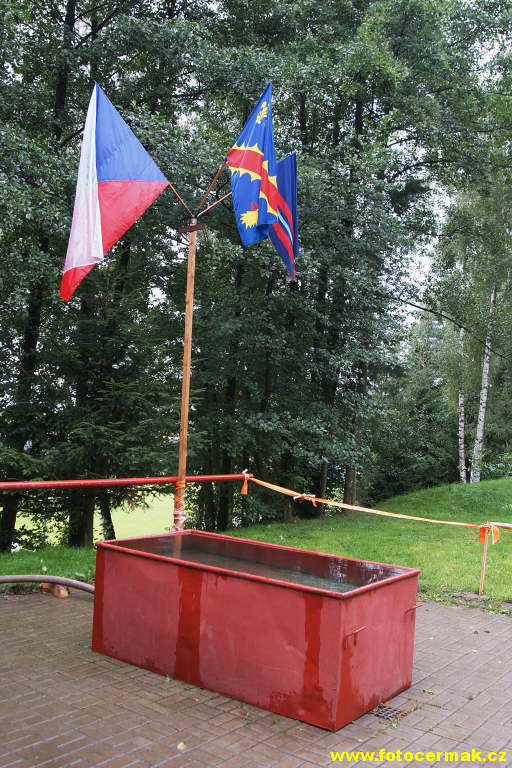 img00002.jpg
