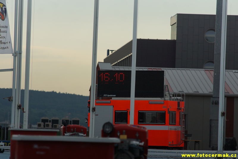 img00018.jpg