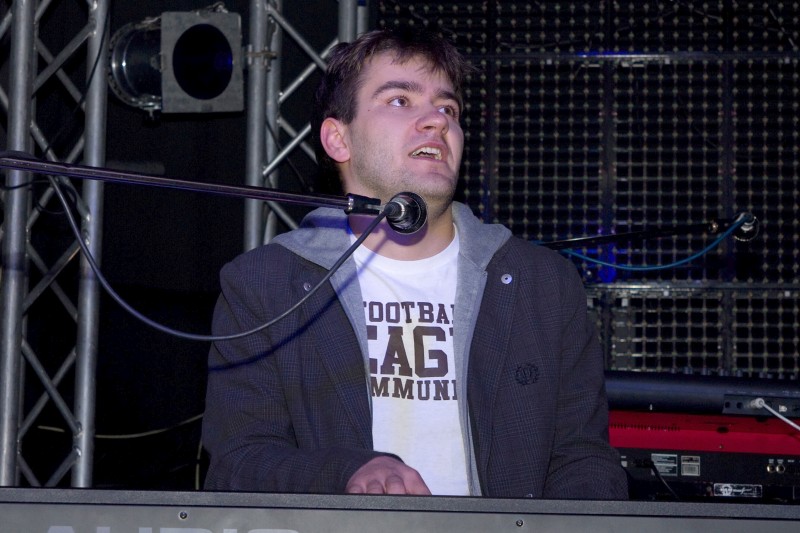 img00015.jpg