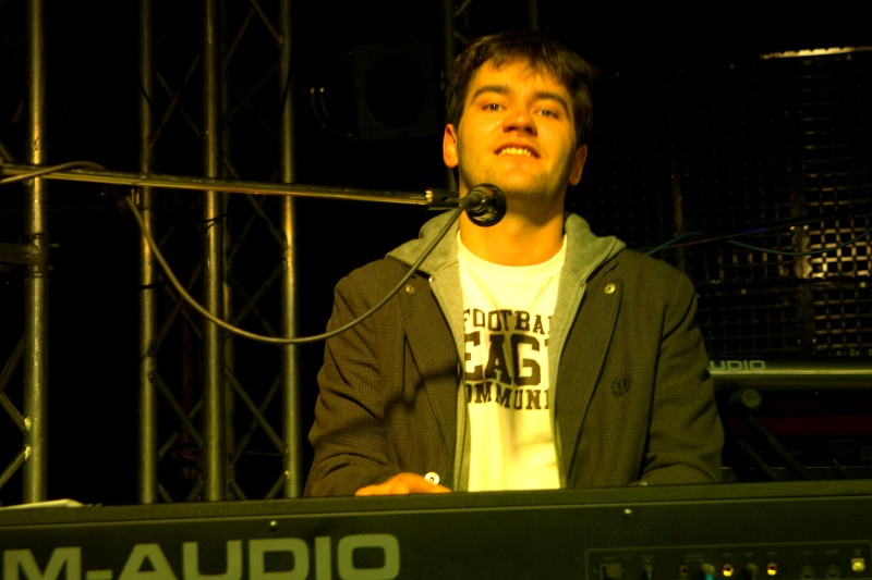 img00019.jpg