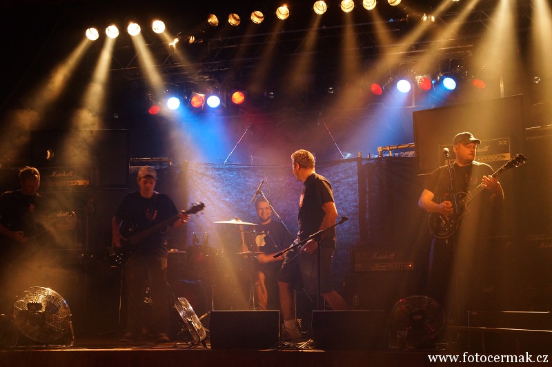 img00009.jpg