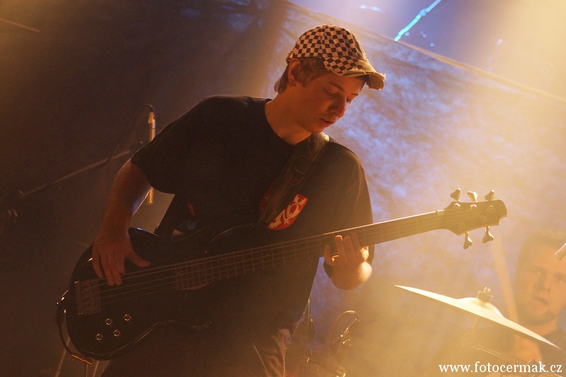 img00018.jpg