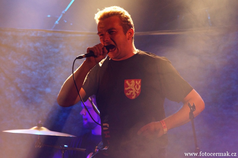 img00037.jpg