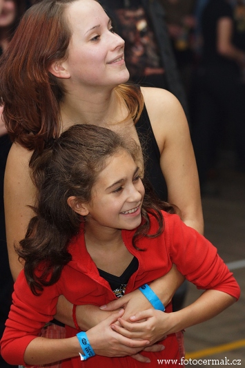 img00105.jpg