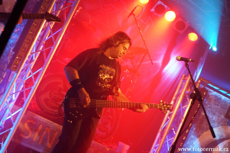 img00135.jpg