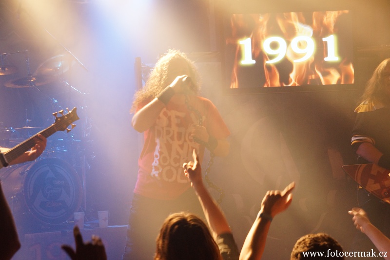 img00142.jpg