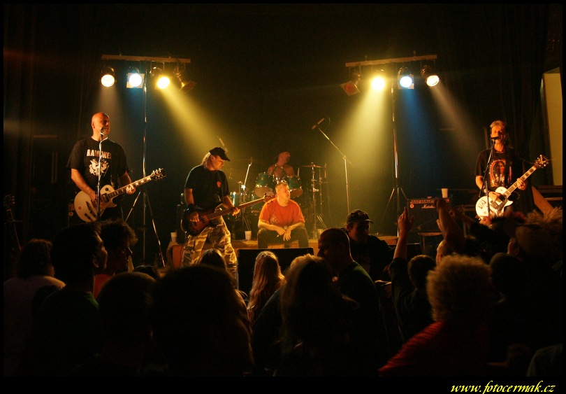 img00102.jpg