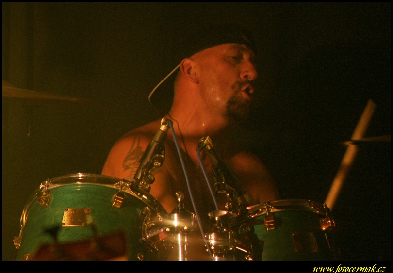 img00107.jpg