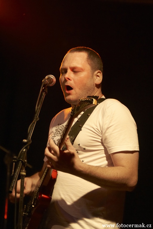 img00014.jpg