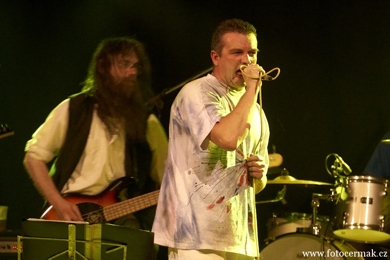 img00019.jpg