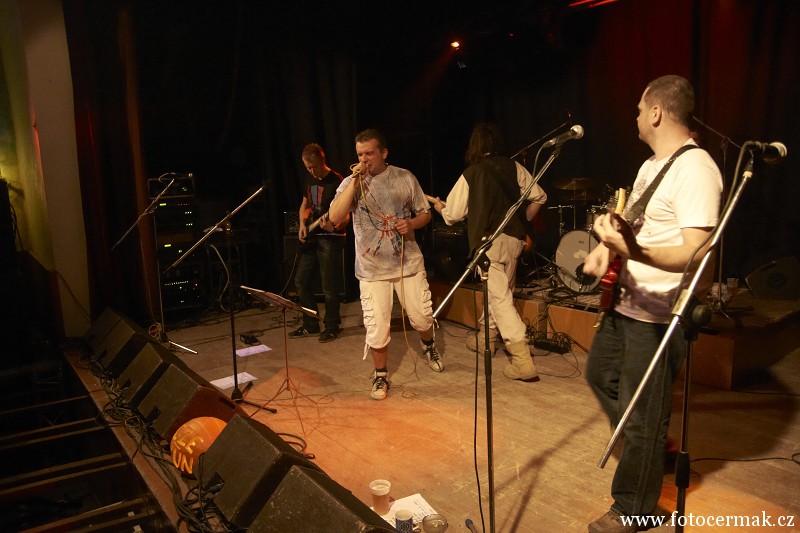 img00026.jpg