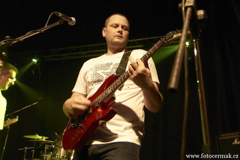 img00027.jpg