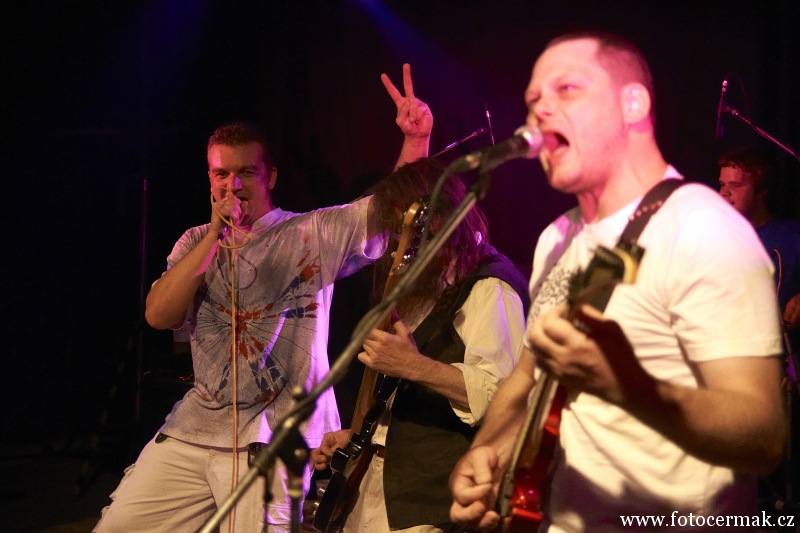 img00029.jpg