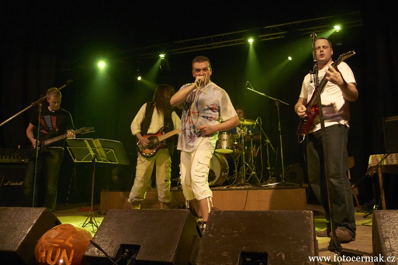 img00037.jpg