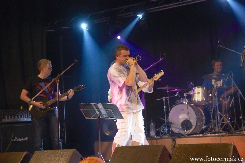 img00046.jpg