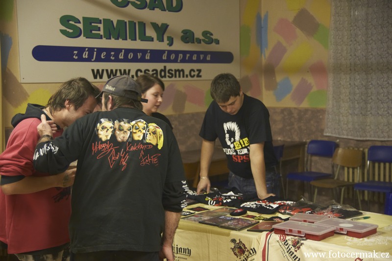 img00077.jpg