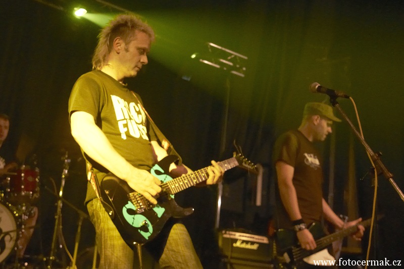 img00097.jpg