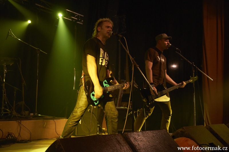 img00098.jpg