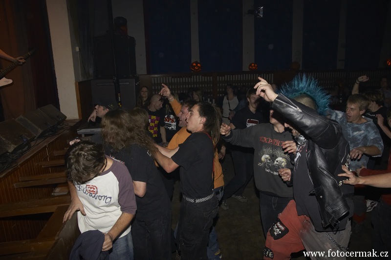 img00100.jpg
