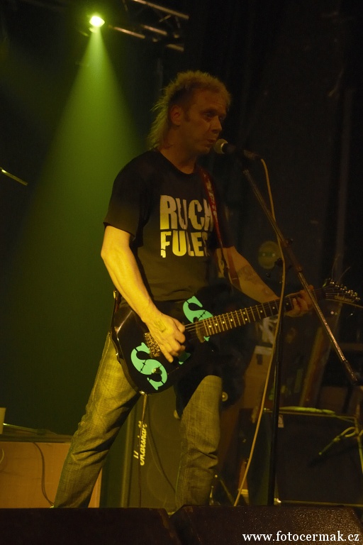 img00105.jpg