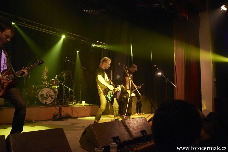 img00109.jpg