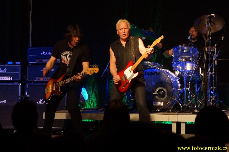 img00037.jpg