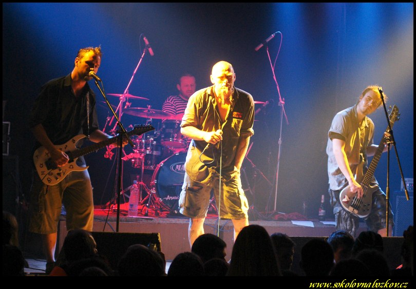 img00100.jpg