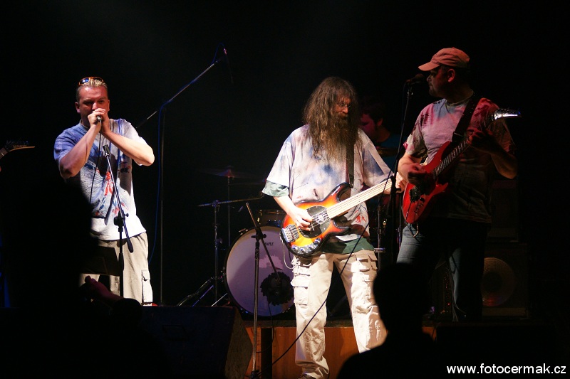 img00075.jpg