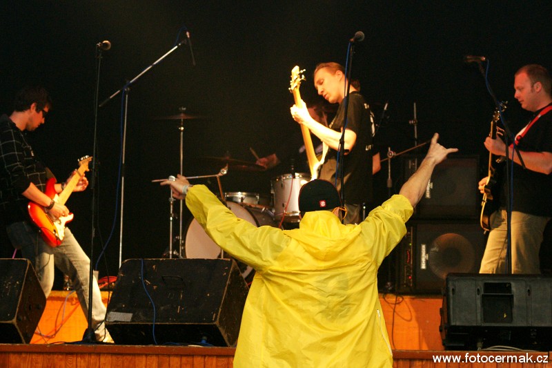 img00097.jpg