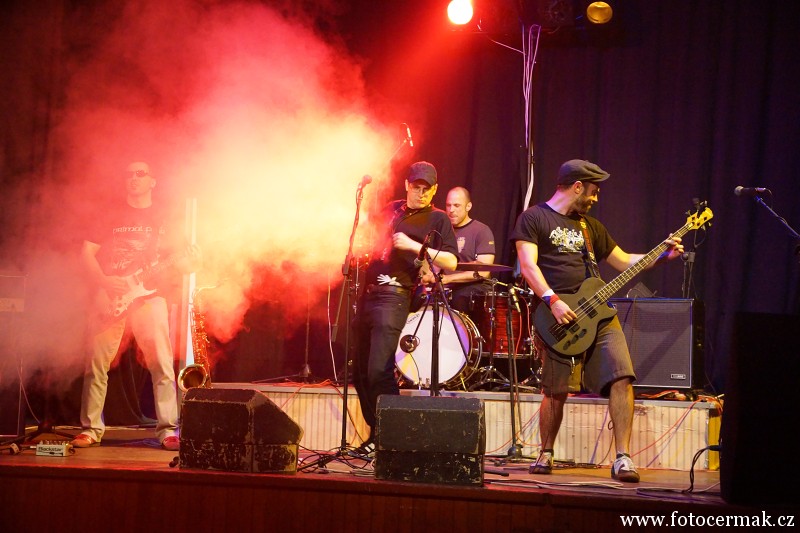 img00082.jpg