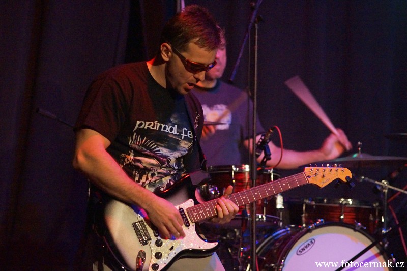 img00106.jpg