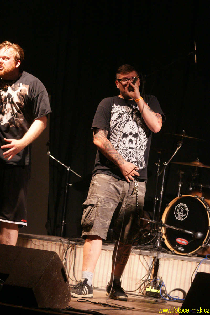 img00108.jpg