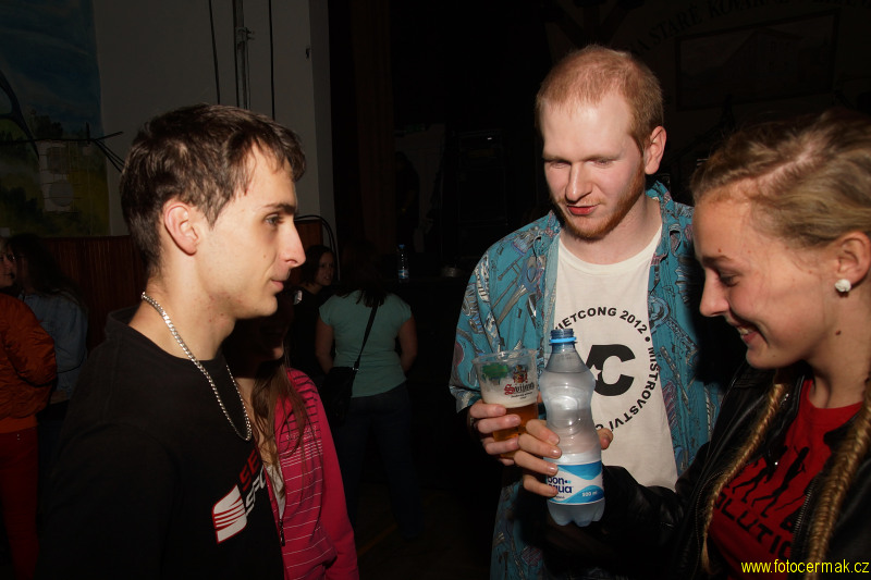img00004.jpg