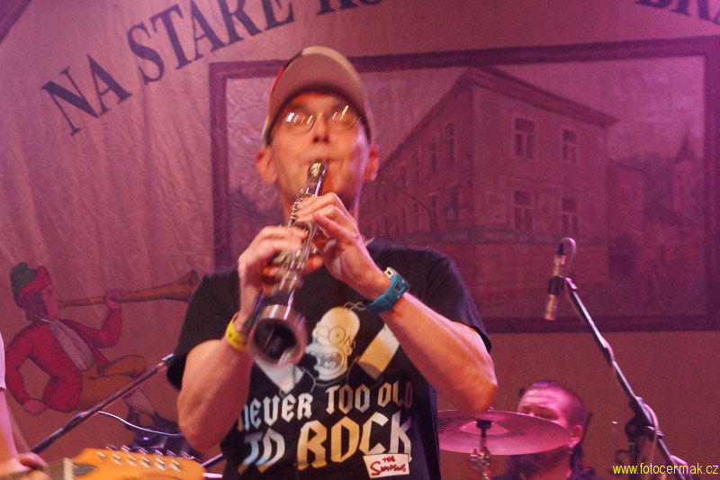 img00015.jpg
