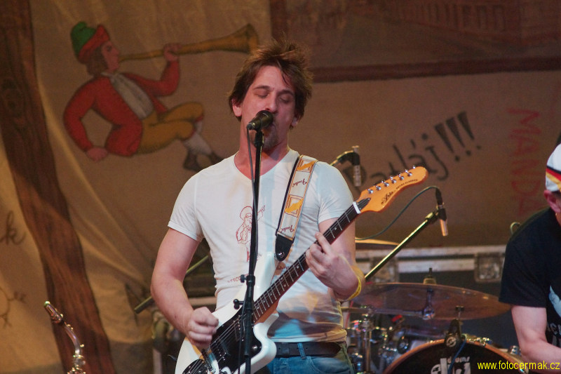 img00042.jpg