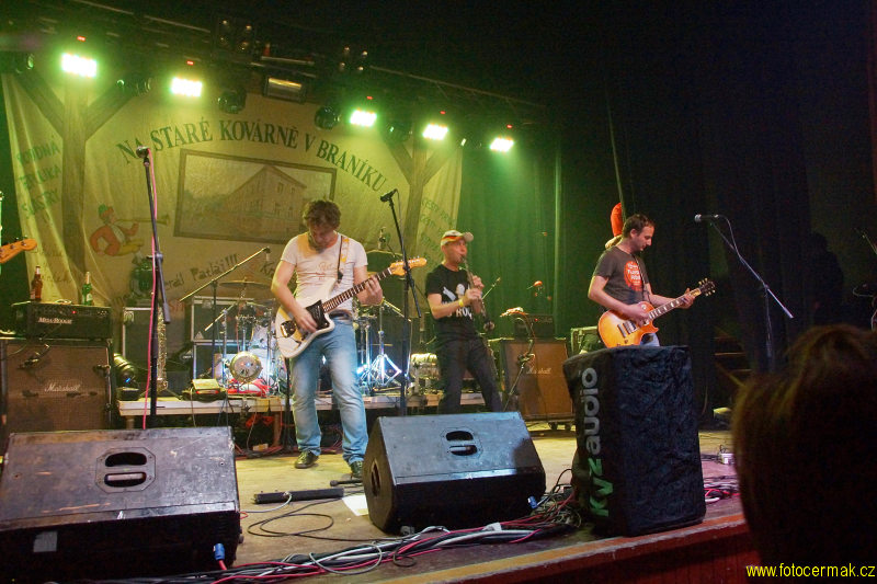 img00067.jpg
