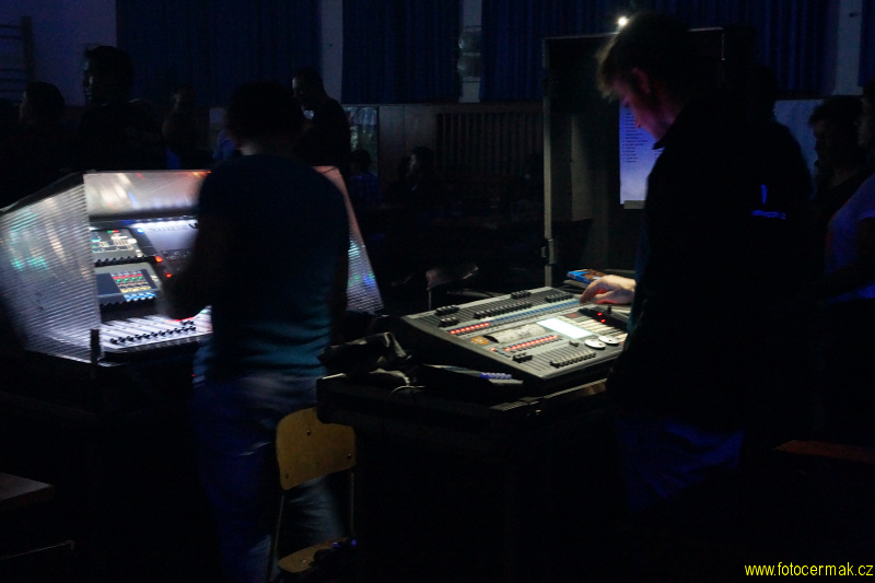 img00080.jpg