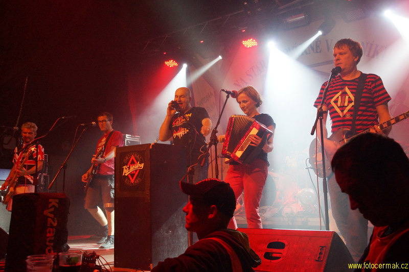 img00085.jpg