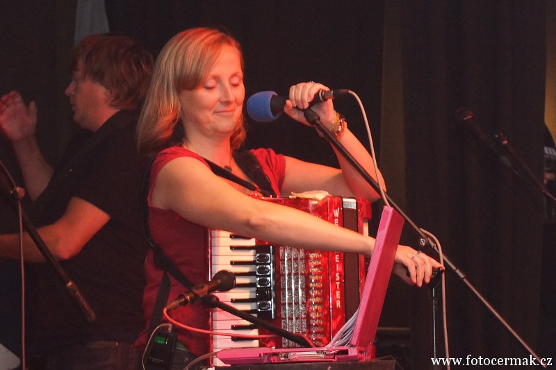 img00010.jpg